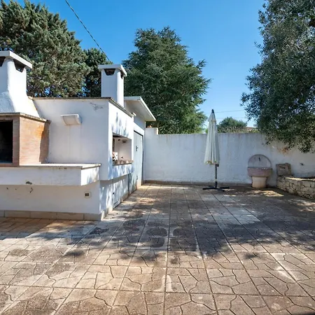 Tra Gli Ulivi In Villa *